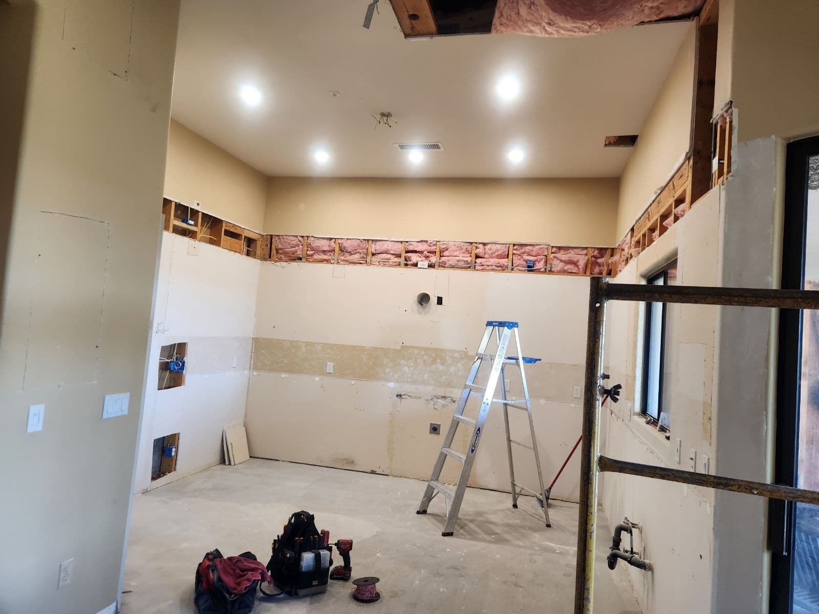 Electrical Magic in Fountain Hills Kitchen Remodel image